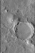 Imagen con la cámara CTX en Protonilus Mensae, parte del cuadrángulo Ismenius Lacus, que muestra la ubicación de la siguiente imagen