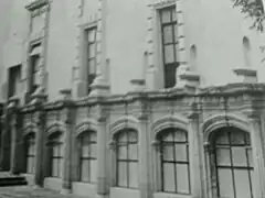 Vista de la Casa de los Mascarones, después de su restauración en 1976.