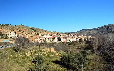 Vista parcial (meridional) del caserío de Casas Bajas (Valencia), desde la carretera N-330a (2018).