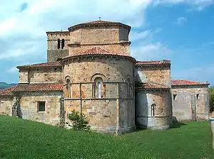 Colegiata de Santa Cruz de Castañeda.