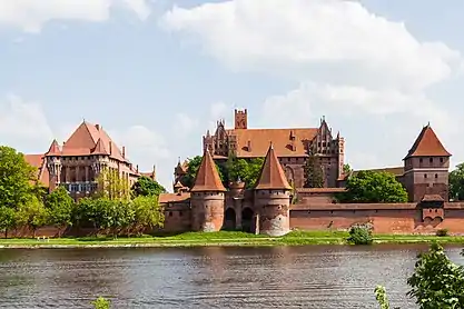 Castillo de Malbork ( Patrimonio de la Humanidad     (1997))