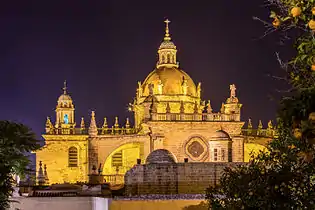 Catedral vista desde el alcázar.