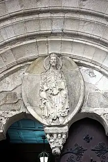 Puerta norte de la catedral de Lugo. La escena, abajo, en lo que sería el capitel de un inexistente parteluz.