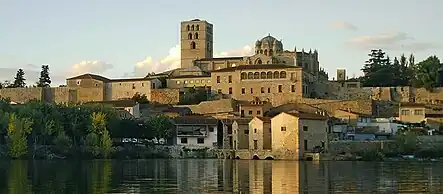 Zamora