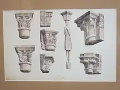 Capiteles de las columnas de la nave principal