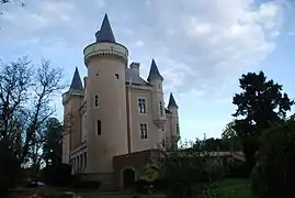 Torres del Castillo de Saint-Chartier.