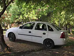 Chevrolet Corsa II vista Lateral