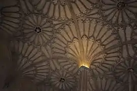 Bóveda de abanico en la escalera del a Christ Church, Oxford