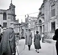 En 1937