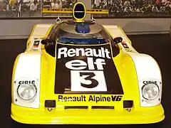 El Alpine A442B n ° 3 de Jean-Pierre Jarier y Derek Bell de las 24 Horas de Le Mans de 1978.