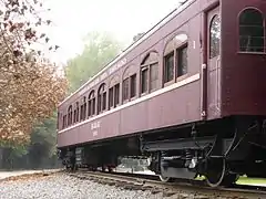 Coche gemelo I-202 de Ferrocarriles del Estado, en el Museo Ferroviario de Santiago de Chile.