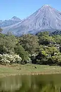 Nevado de Colima y Volcán de Colima, el volcán más activo de México