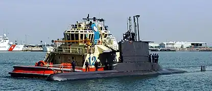 Submarino ARC Tayrona (SO-29) entrando a la rada de Mayport Basin durante una visita en 2006