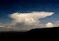 Cumulonimbus incus en forma de yunque