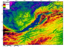 Modelo digital del terreno del lago Baikal y de las regiones vecinas. La depresión de Tunka aparece en verde en el sector inferior izquierdo del mapa como prolongación sudoeste del lago Baikal. La línea negra este-oeste es la frontera entre Rusia y Mongolia.