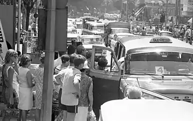 Tránsito congestionado en Israel 1969