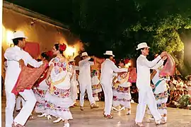 Danza Jarana, Plaza Santa Lucía, Mérida, Yucatán, México, 1987.