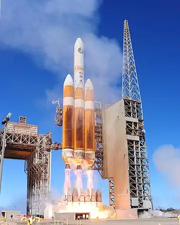 Delta IV Heavy  lanzó una carga útil clasificada de la National Reconnaissance Office el 28 de agosto de 2013, desde la Vandenberg Air Force Base, California