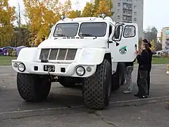 Vehículo de tipo todoterreno UAZ-39294 «TREKOL»