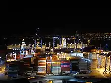 Vista desde el cerro. El puerto de noche.