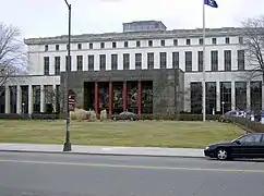 Biblioteca Pública de Detroit, entrada Cass Avenue