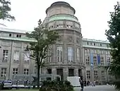 Deutsches Museum, Múnich (iniciado en 1906; después de la muerte de Gabriel von Seidel, fue continuado por su hermano Emanuel von Seidl; la construcción se terminó in 1925)