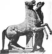 Uno de los caballos de la Fontana del Quirinale o dei Dioscuri.