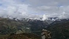 Vista de una parte del distrito de Tantamayo desde Susupillo.