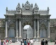Puerta del Sultán (Saltanat Kapısı)