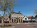 Drachten, el edificio monumental en la calle.