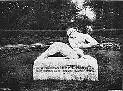 El Guerrero Morir en el cementerio militar de Lübeck