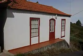 Antigua Escuela Unitaria de Llano Negro.