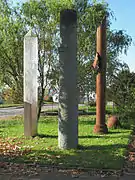 Obras de diferentes escultores participantes en el Bildhauersymposion 1989,en Herrenberg-Gültstein, obras instaladas frente al Hotel Römerhof