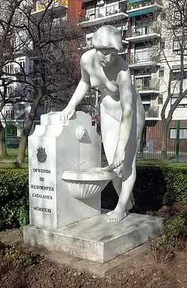 Fuente de la doncella, de Llimona (1925-1931).