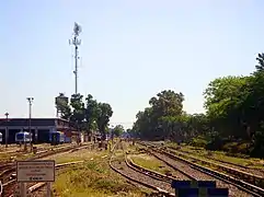 Panorama de las vías con vista hacia Ituzaingó