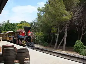 Tren entrando en la estación del norte.