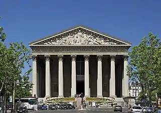 Iglesia de la Magdalena, París, neoclásica.