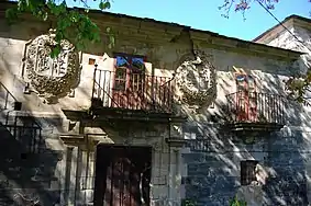 Fachada del palacio de Mon San Martín de Oscos