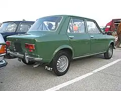 Fiat 128 1a Serie vista posterior (1969-1979)