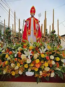 imagen de san blas antes de la procesión