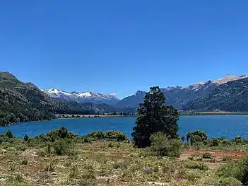 Vista panorámica del lago