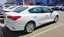 Sedan vista trasera