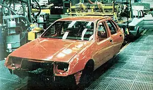 Ford Sierra en la línea de producción de Pacheco Argentina