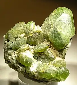 Beta de cristales de peridoto