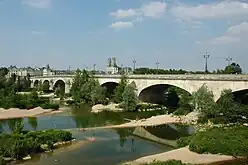 Puente George-V (1751-1760), en Orléans