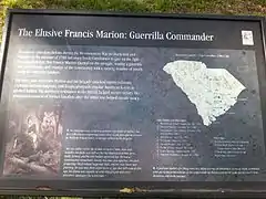 Señal informativa en el sitio de entierro de Ciénaga de Marion de Francis "General Zorro"