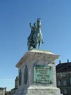 Statue of Frederik V