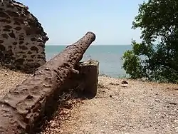 Un cañón de la fortaleza.