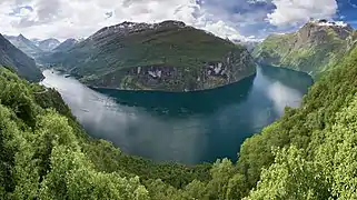 El Fiordo de Geiranger, fue declarada como Patrimonio de la Humanidad por la Unesco.