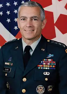 General retirado Wesley Clark de Arkansas